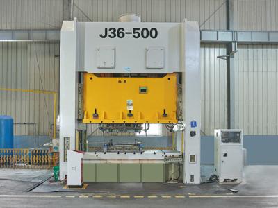 유지보수 문제 예방에 있어 차고 도어 엔드 캡의 중요성